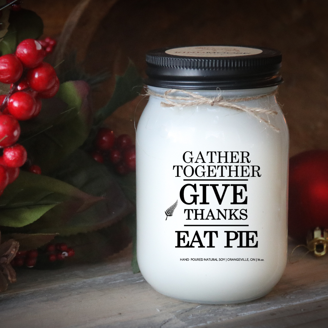 KINDMOOSE CANDLE CO 16 oz Candle Apple Pie / Black Gather Together, Give Thanks & Eat Pie