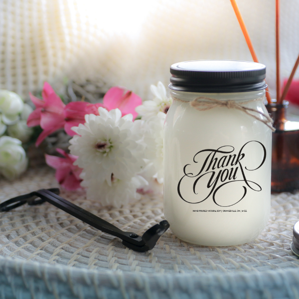 KINDMOOSE CANDLE CO 16 oz Candle Apple Pie / Black Thank You