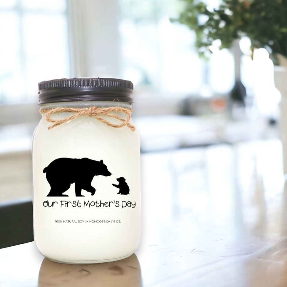 mason jar candle - 16 oz with a baby bear and  mother bear on the lable - black lid