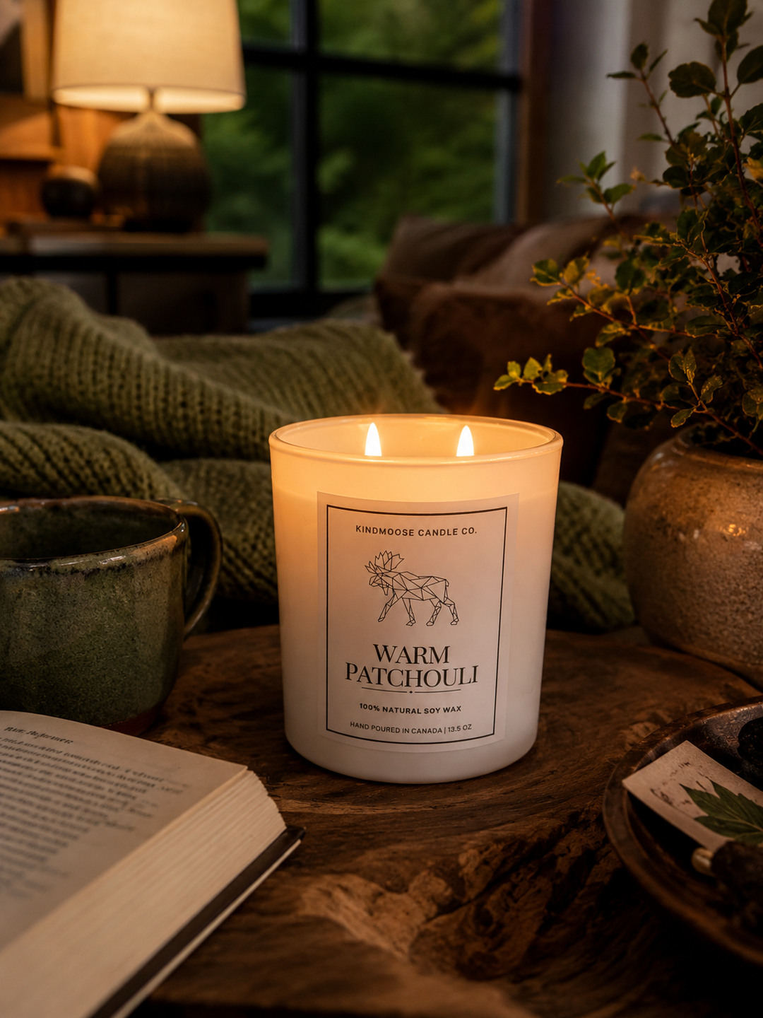 WARM PATCHOULI - Double Wick Soy Candle