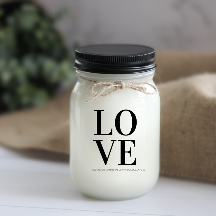 KINDMOOSE CANDLE CO 16 oz Candle Apple Pie / Black LOVE LOVE - Soy Candle